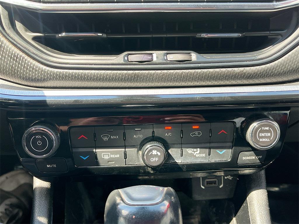 used 2022 Jeep Compass car, priced at $18,000