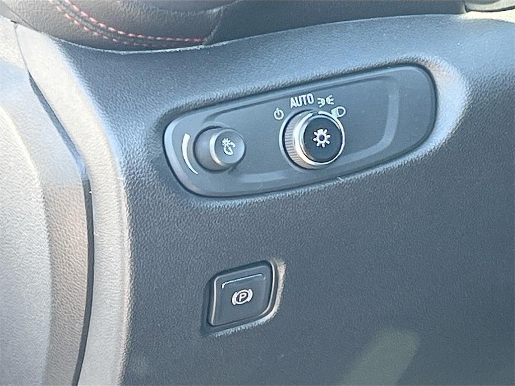 used 2021 Chevrolet Blazer car, priced at $25,400