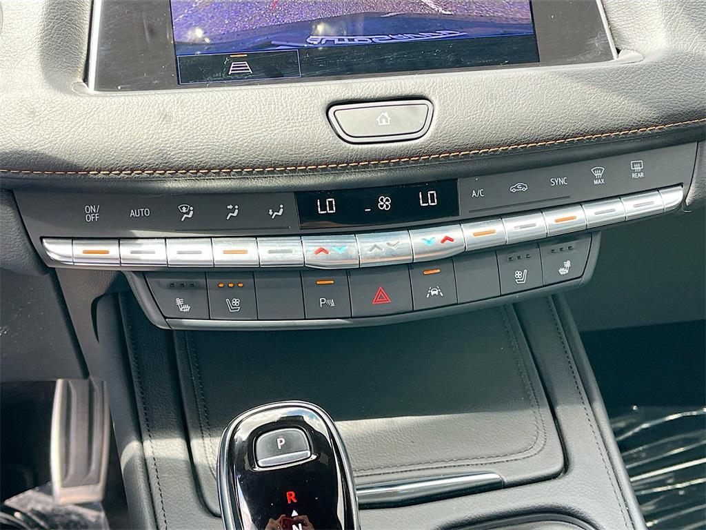 used 2023 Cadillac XT4 car, priced at $27,700