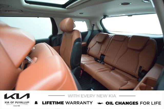 new 2025 Kia Carnival Hybrid car, priced at $58,040
