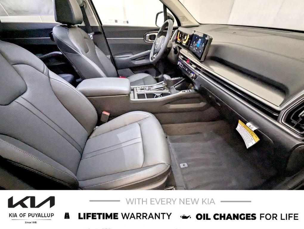 new 2025 Kia Sorento car, priced at $42,625