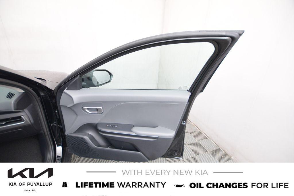 new 2025 Kia K4 car, priced at $24,185