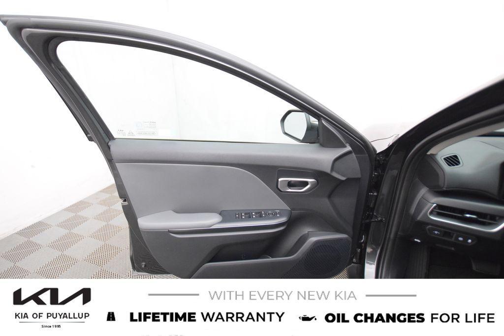 new 2025 Kia K4 car, priced at $24,165