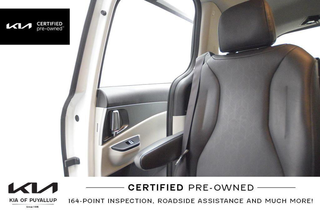 used 2024 Kia Carnival car, priced at $33,398