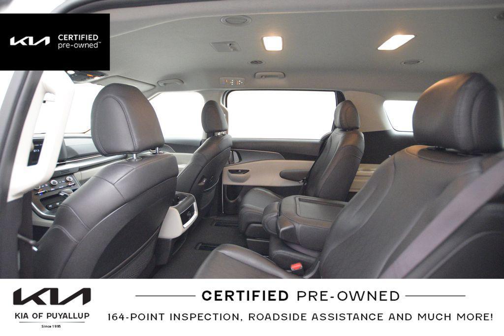 used 2024 Kia Carnival car, priced at $33,398
