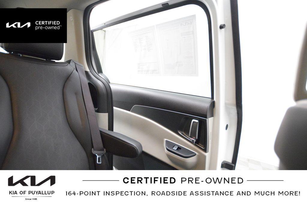 used 2024 Kia Carnival car, priced at $33,398