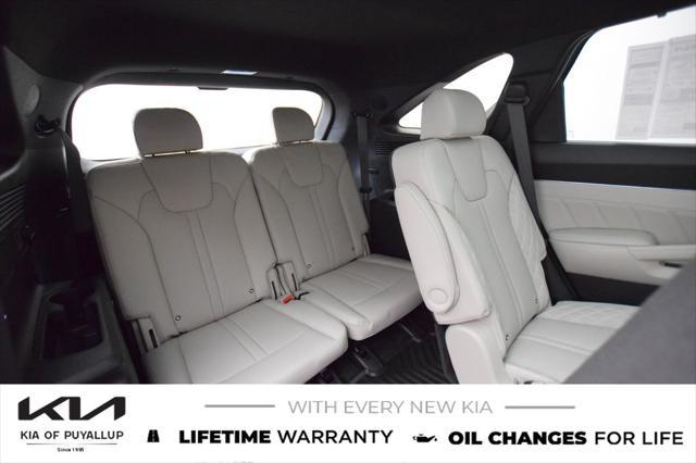 new 2025 Kia Sorento Hybrid car, priced at $49,810