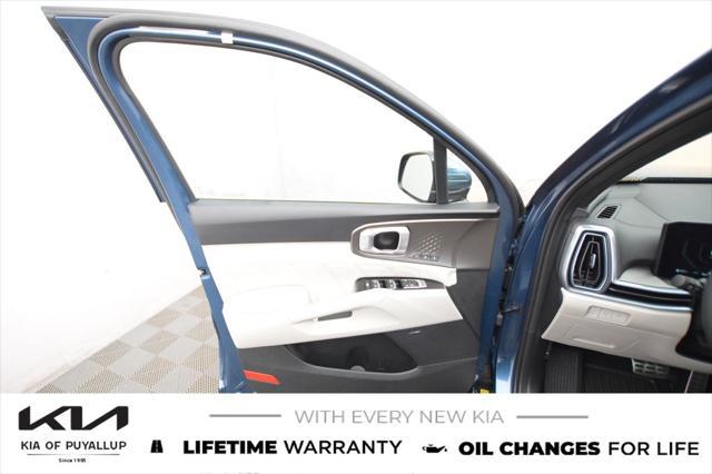 new 2025 Kia Sorento Hybrid car, priced at $49,810