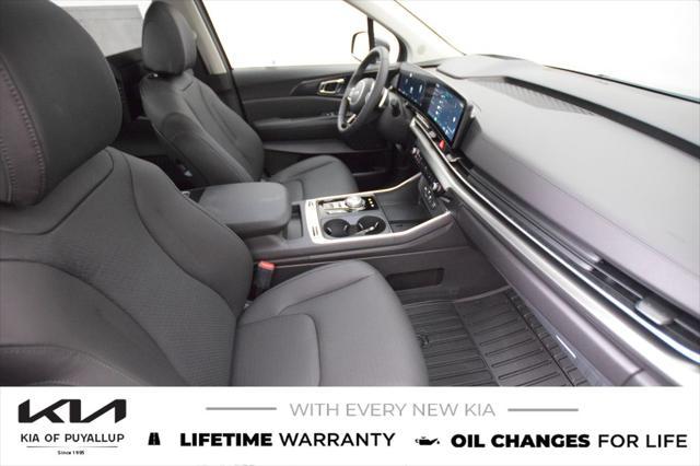 new 2025 Kia Carnival Hybrid car, priced at $57,625