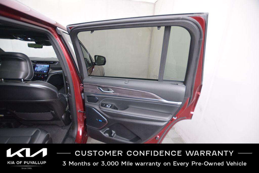 used 2021 Jeep Grand Cherokee L car, priced at $35,998