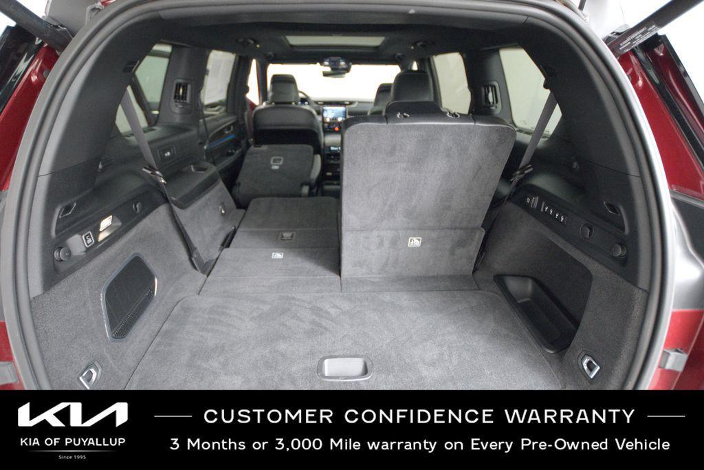 used 2021 Jeep Grand Cherokee L car, priced at $35,998