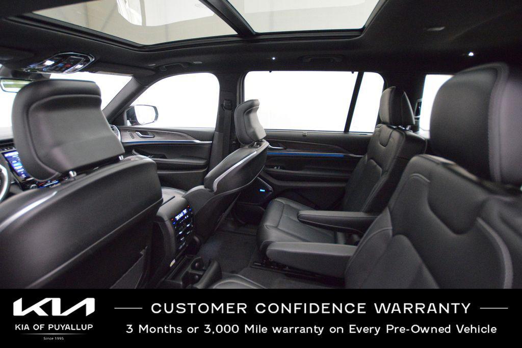 used 2021 Jeep Grand Cherokee L car, priced at $35,998