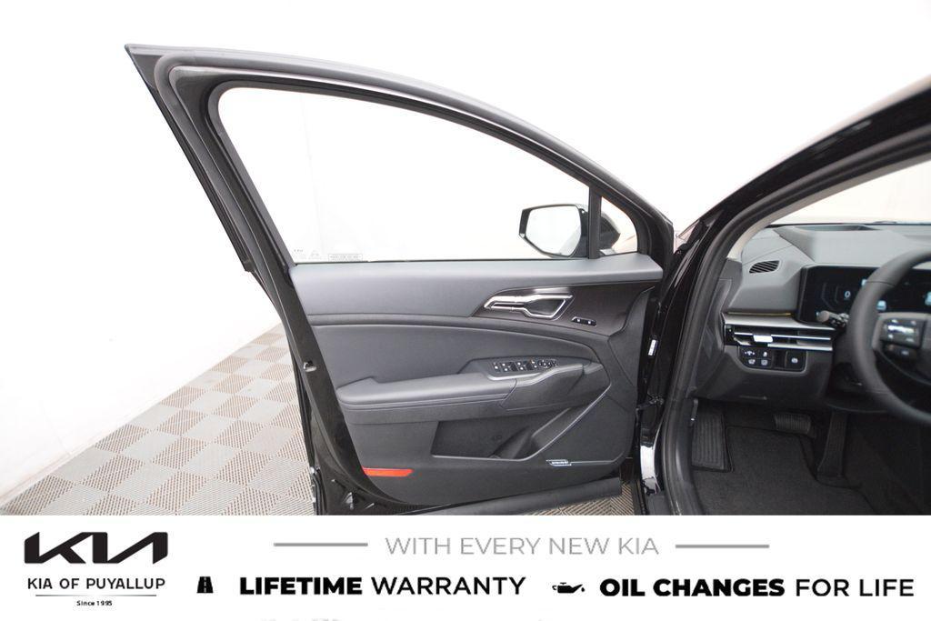 new 2026 Kia Sportage Hybrid car, priced at $42,355