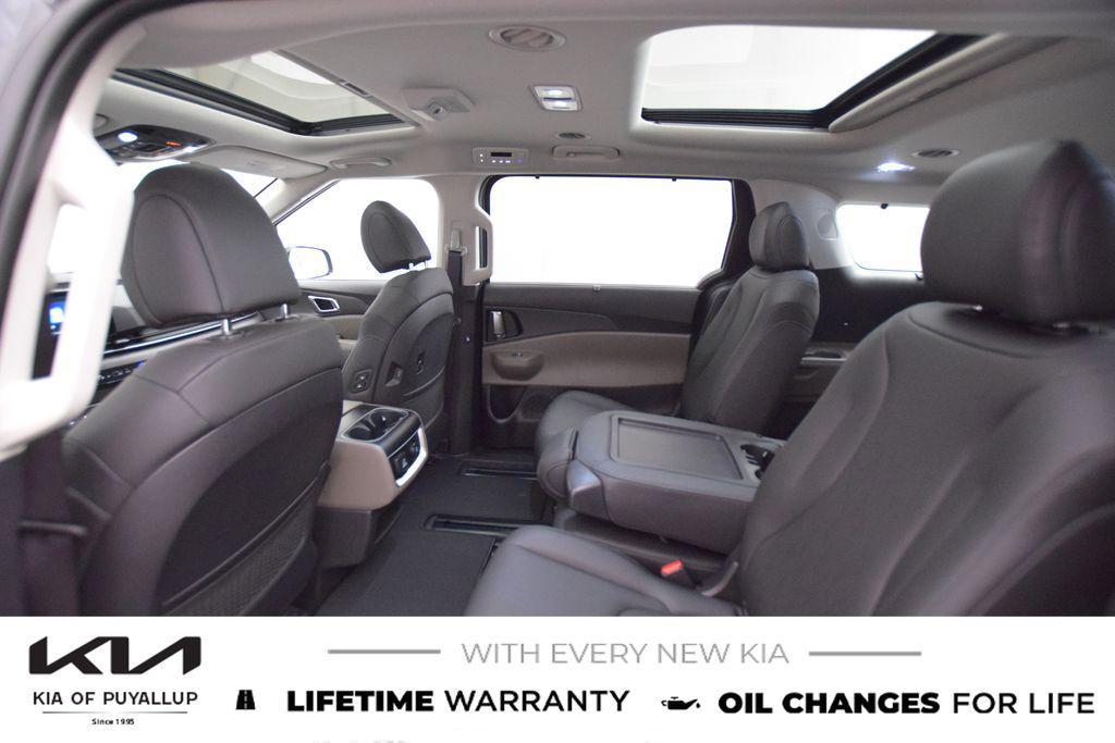 new 2026 Kia Carnival car, priced at $48,285