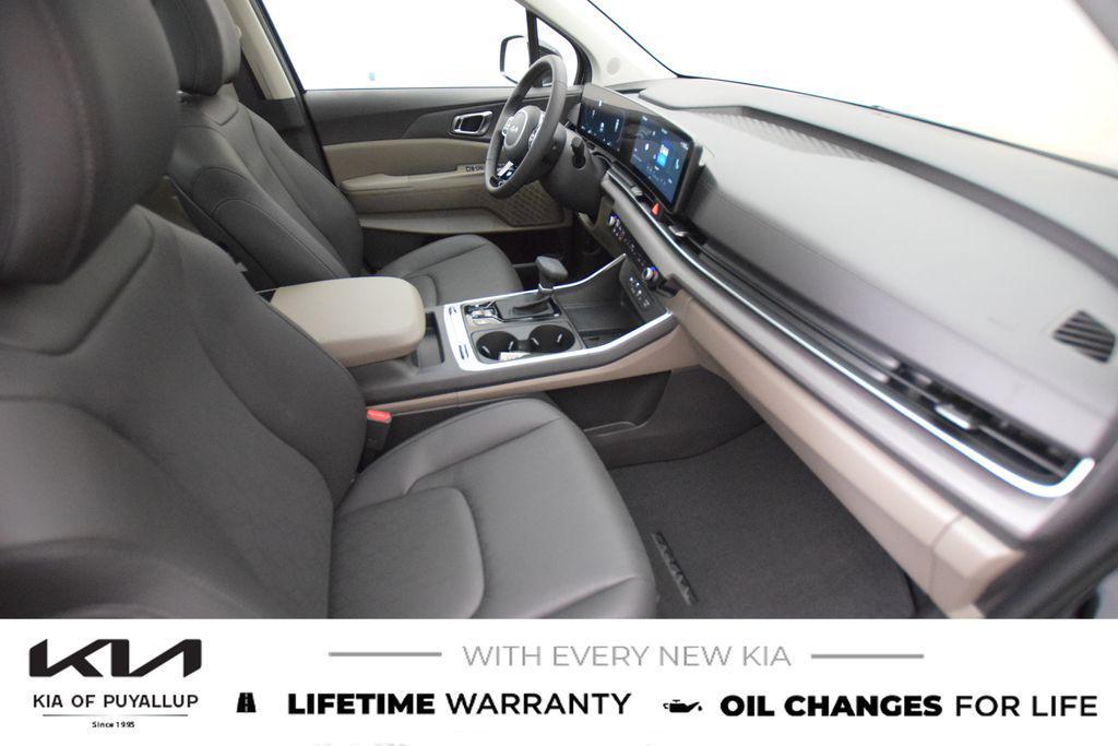 new 2026 Kia Carnival car, priced at $48,285