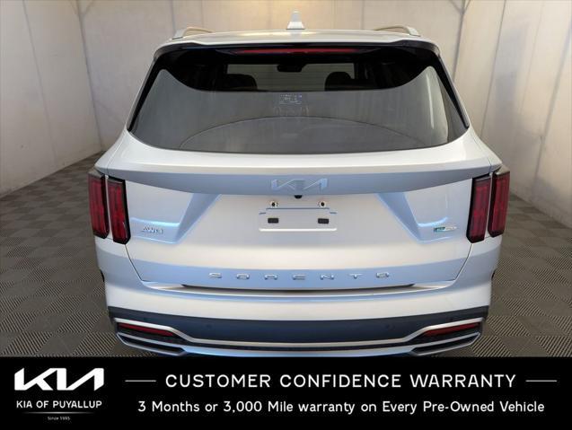 used 2022 Kia Sorento Plug-In Hybrid car, priced at $34,998
