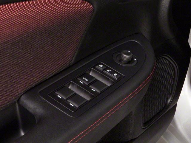 used 2013 Dodge Avenger car