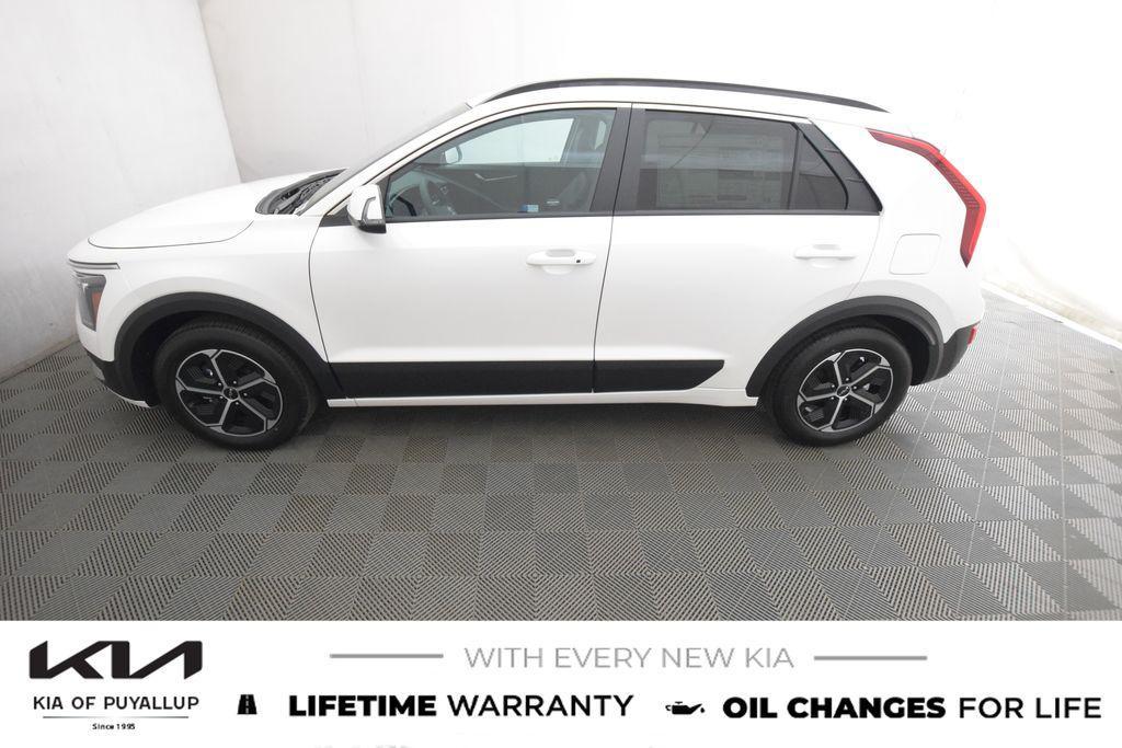 new 2025 Kia Niro car, priced at $31,830