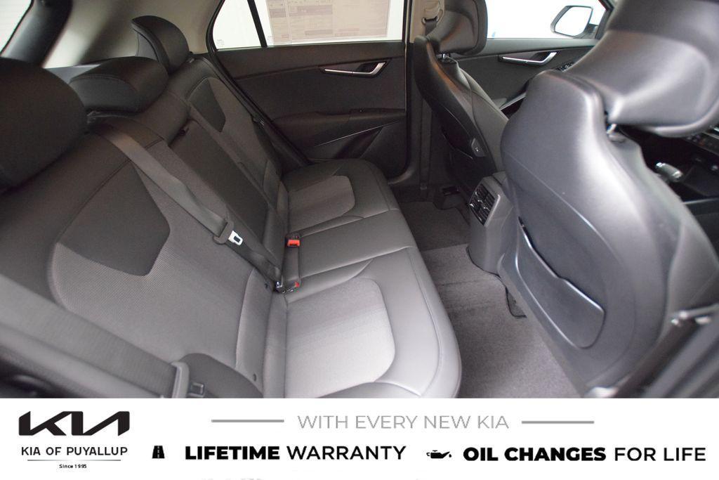 new 2025 Kia Niro car, priced at $31,830