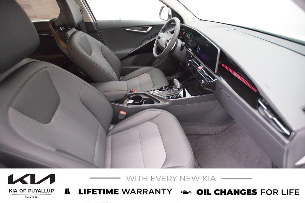 new 2025 Kia Niro car, priced at $31,830