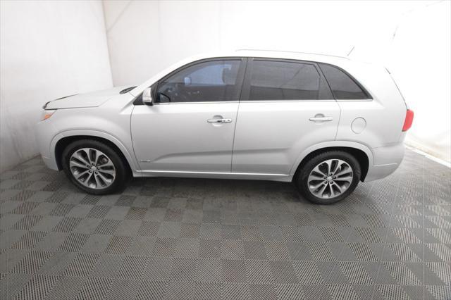 used 2014 Kia Sorento car, priced at $11,998