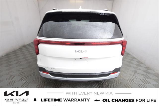 new 2025 Kia Carnival car, priced at $43,350