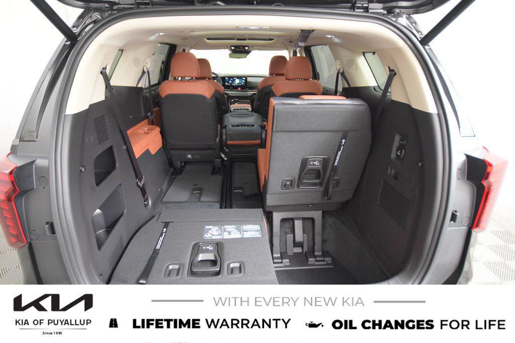 new 2026 Kia Carnival car, priced at $53,285