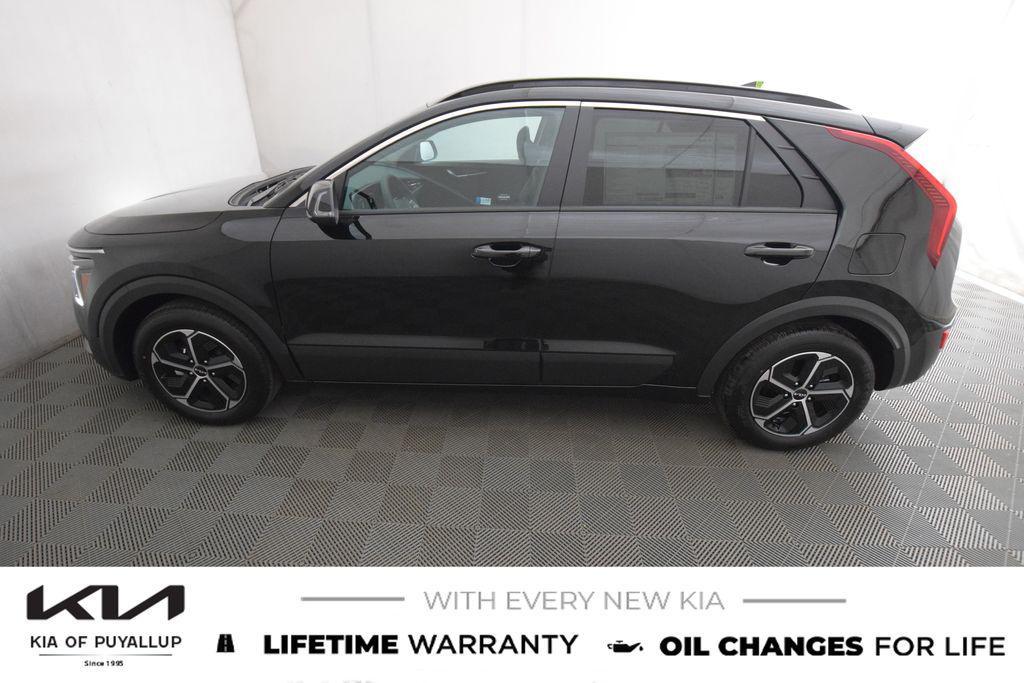 new 2025 Kia Niro car, priced at $31,830