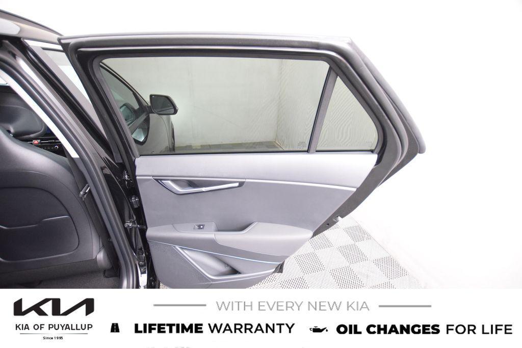 new 2025 Kia Niro car, priced at $31,830