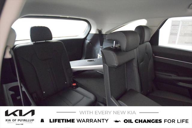 new 2025 Kia Sorento car, priced at $39,375