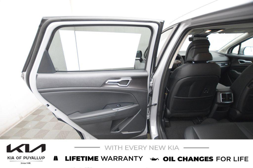 new 2026 Kia Sportage Hybrid car, priced at $35,920