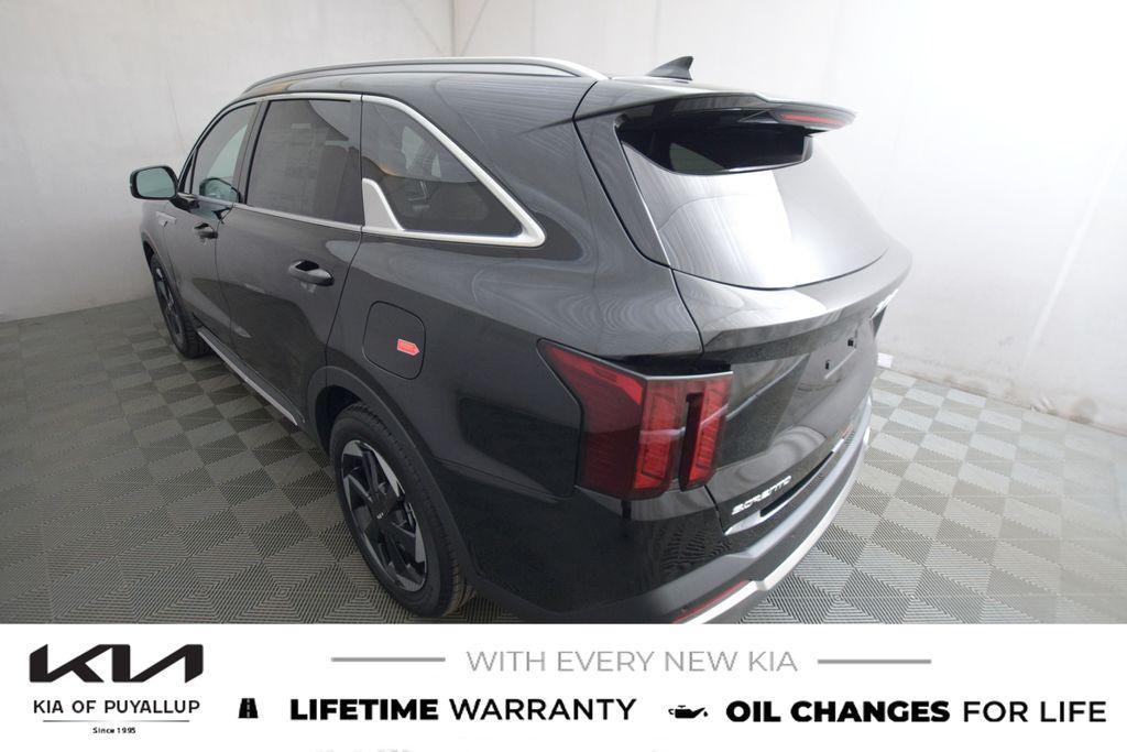 new 2025 Kia Sorento Hybrid car, priced at $42,235