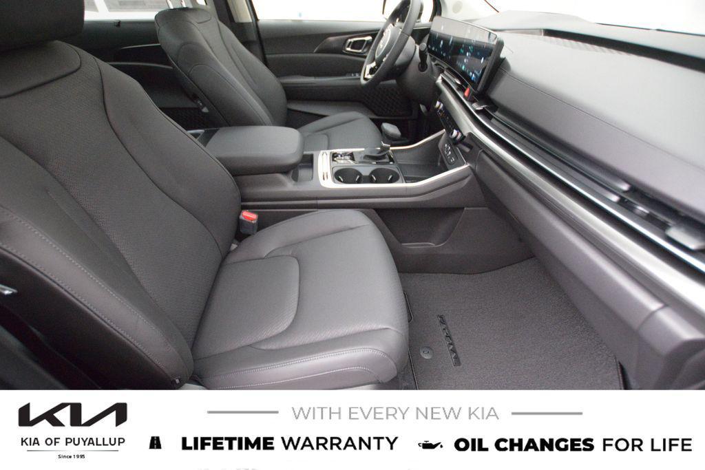 new 2026 Kia Carnival car, priced at $52,870