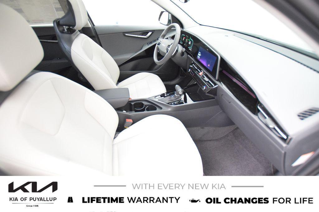 new 2025 Kia Niro car, priced at $33,810