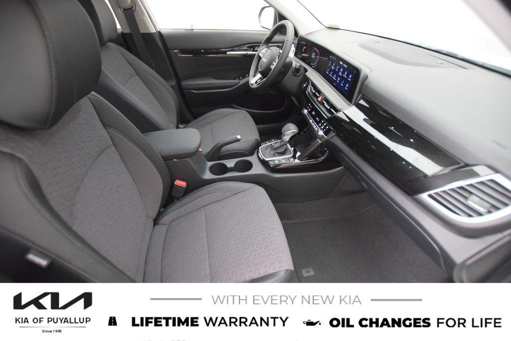 new 2026 Kia Seltos car, priced at $28,870