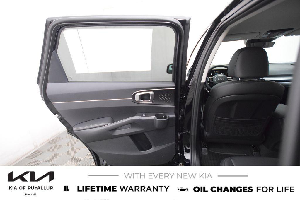 new 2025 Kia Sorento car, priced at $38,880