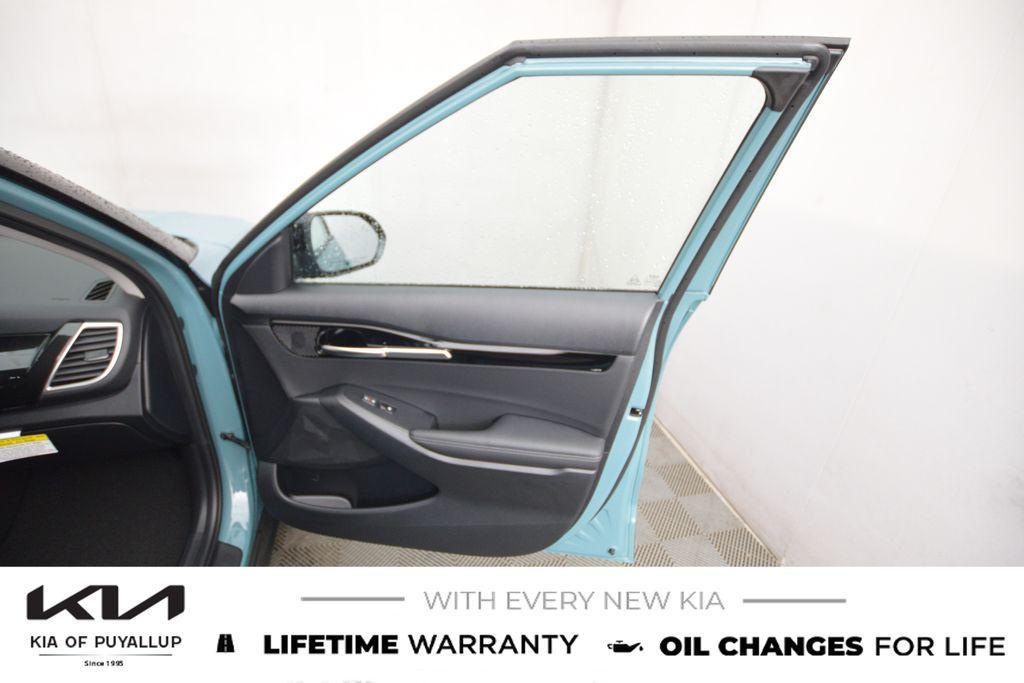 new 2026 Kia Seltos car, priced at $29,090
