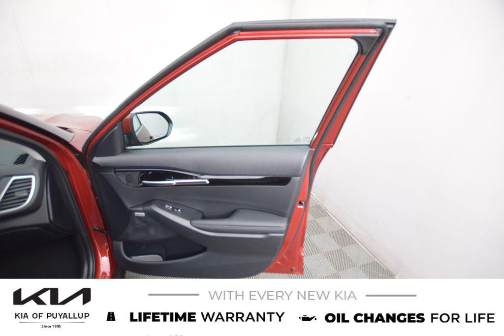 new 2026 Kia Seltos car, priced at $33,775