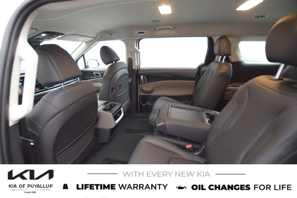 new 2026 Kia Carnival Hybrid car, priced at $43,185