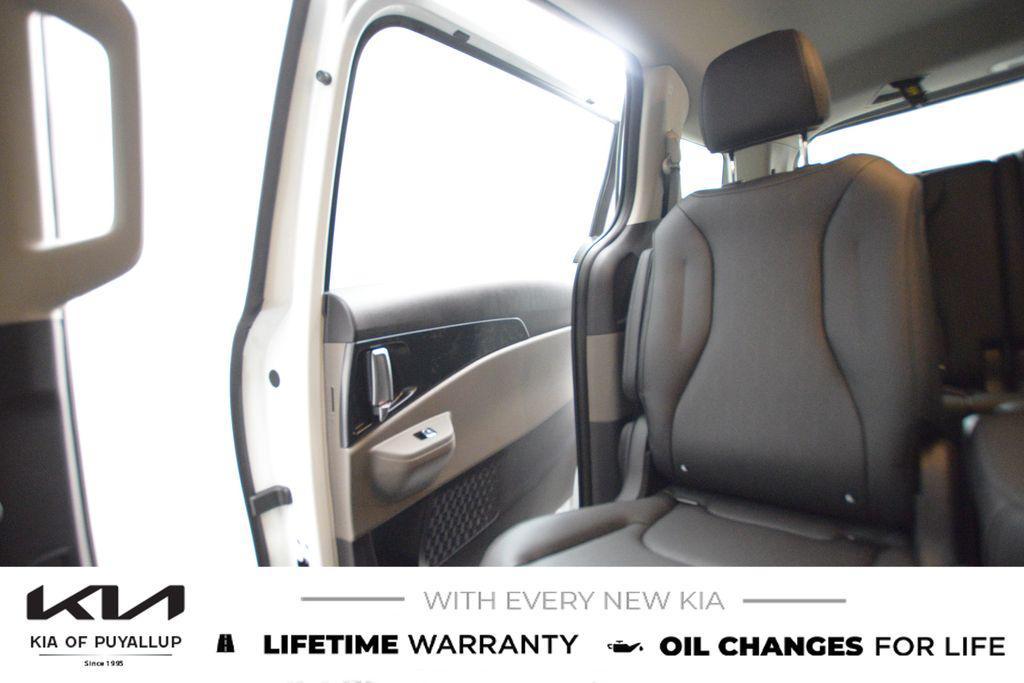 new 2026 Kia Carnival Hybrid car, priced at $43,185
