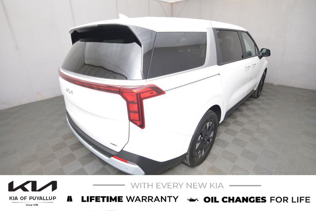 new 2026 Kia Carnival Hybrid car, priced at $43,185