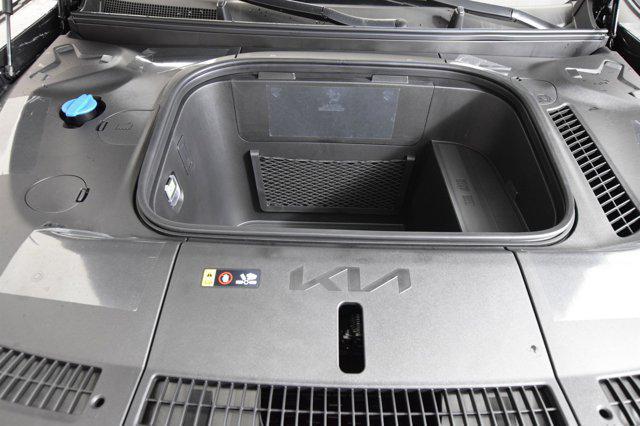 new 2024 Kia EV9 car, priced at $61,670