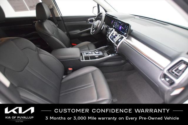 used 2022 Kia Sorento Hybrid car, priced at $29,998
