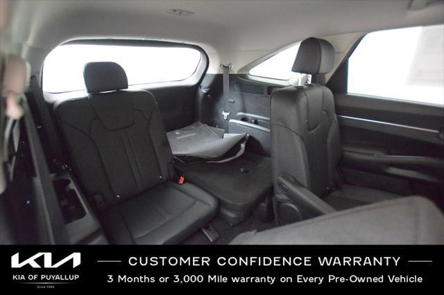 used 2022 Kia Sorento Hybrid car, priced at $29,998
