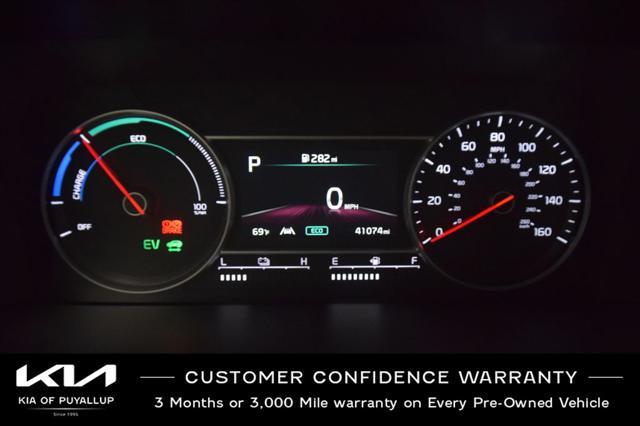 used 2022 Kia Sorento Hybrid car, priced at $29,998