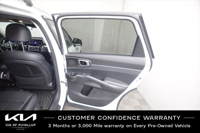 used 2022 Kia Sorento Hybrid car, priced at $29,998