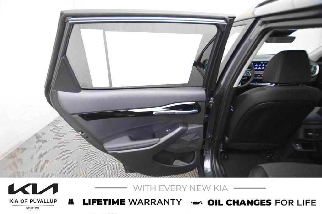 new 2026 Kia Seltos car, priced at $28,695