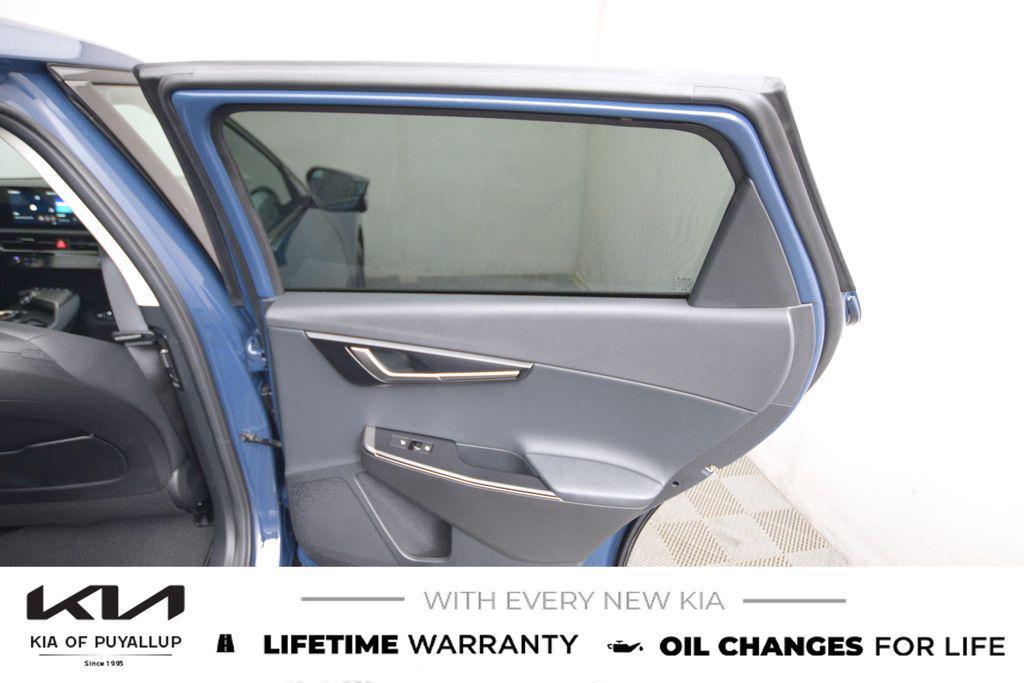 new 2025 Kia EV6 car, priced at $56,015