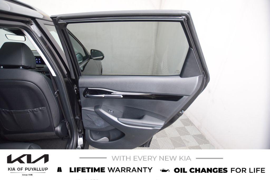 new 2026 Kia Seltos car, priced at $30,295