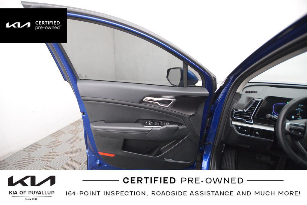 used 2025 Kia Sportage car, priced at $27,998